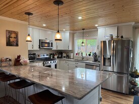 913 N Baldwin St in Woodland Park, CO - Building Photo