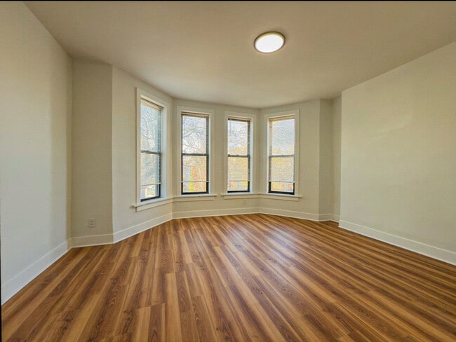 4925 S Champlain Ave in Chicago, IL - Building Photo - Building Photo