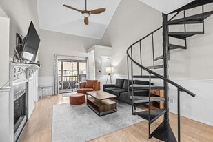 2535 Great Scott Dr in Myrtle Beach, SC - Building Photo