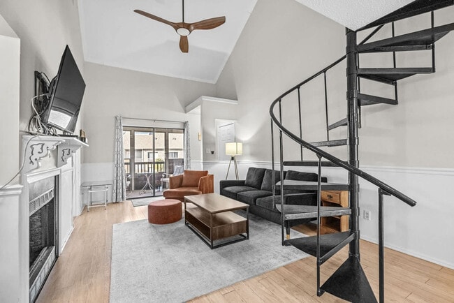 2535 Great Scott Dr