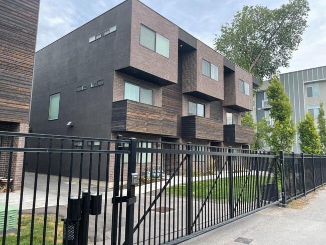 property at 830 S W Temple St