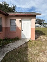 3015 Allred Dr in Auburndale, FL - Building Photo