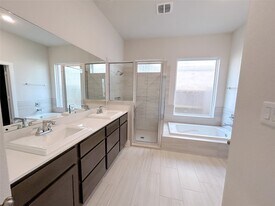 6007 Churchill Spgs Ln in Fulshear, TX - Building Photo