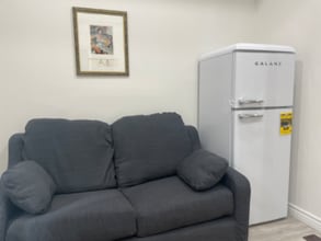 532 S Irving Blvd in Los Angeles, CA - Building Photo - Building Photo