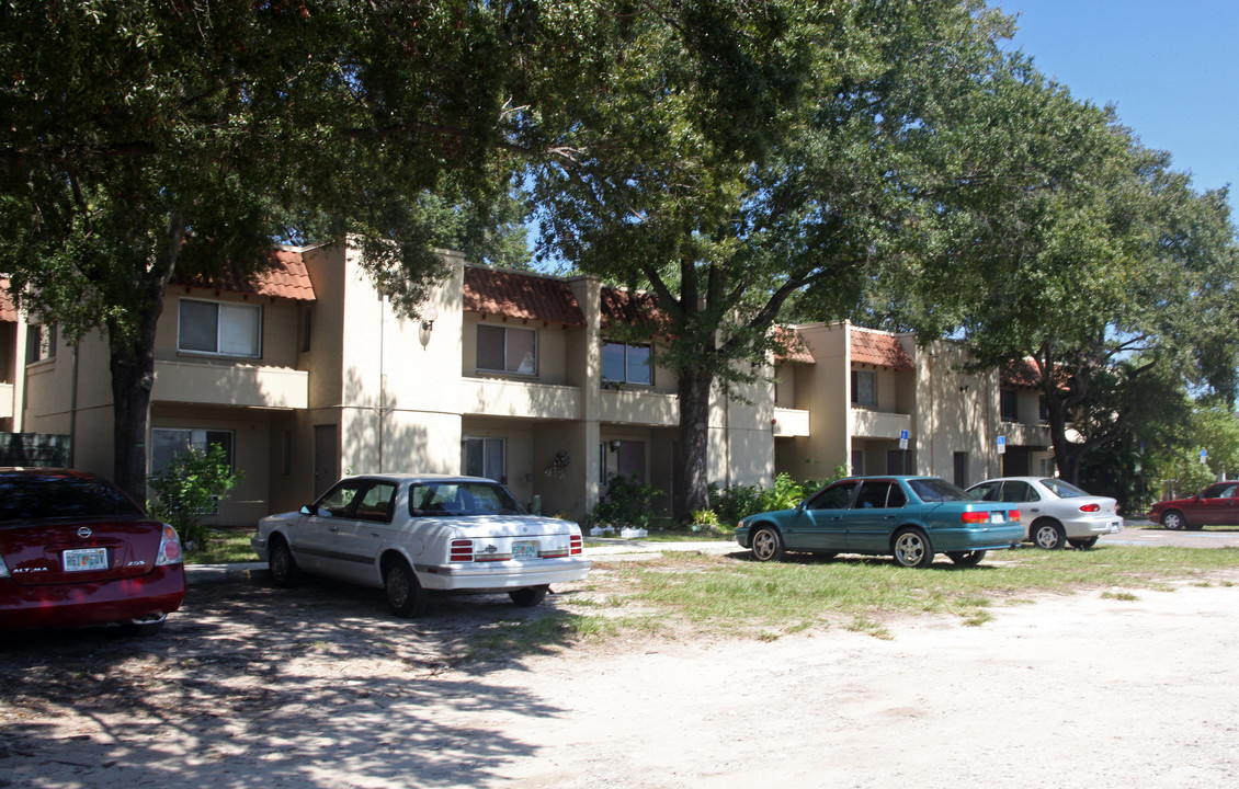 Hacienda De Ybor Apartments in Tampa, FL - Building Photo