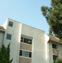 Hillview Apartments in Los Angeles, CA - Building Photo - Building Photo