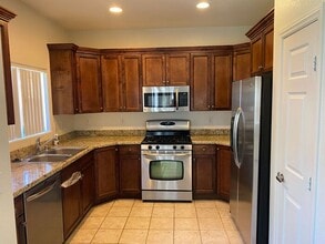 856 Park Walk Ave in Las Vegas, NV - Building Photo - Building Photo