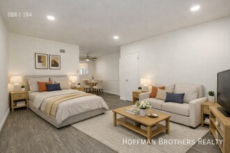 2001 Beachwood Dr in Los Angeles, CA - Building Photo - Building Photo