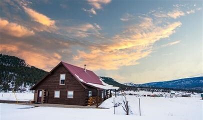 1021 Ute Dr in Pagosa Springs, CO - Building Photo