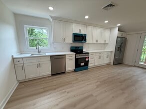 181-137 CT-37 in New Fairfield, CT - Building Photo - Building Photo