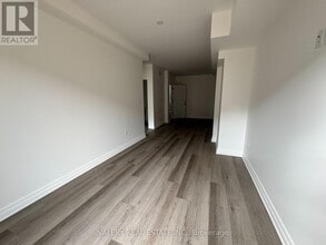 7489 Marvel Dr in Niagara Falls, ON - Building Photo - Building Photo