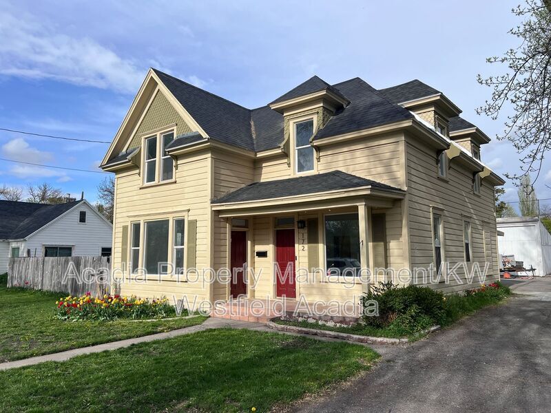 172 N 300 W in Logan, UT - Building Photo