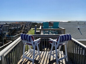 56821 North Carolina Hwy 12 in Hatteras, NC - Building Photo - Building Photo