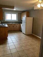 18 Couture Dr in Chatham, ON - Building Photo - Building Photo