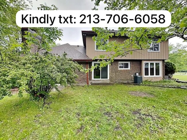 property at 718 Westshore Dr