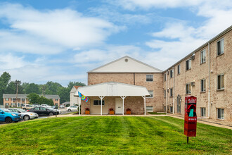 Arlington South Apartments in Toledo, OH - Foto de edificio - Building Photo