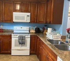 4321 NW 9th Ave in Pompano Beach, FL - Building Photo