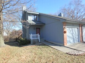 3418 SE Walnut Dr in Topeka, KS - Building Photo