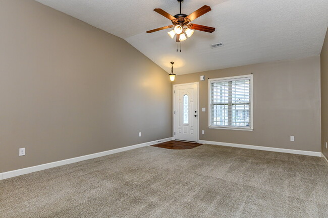 308 Bench Creek Pl in Roebuck, SC - Building Photo - Building Photo