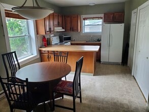 2061 Saint-Urbain Rue in Montréal, QC - Building Photo - Building Photo