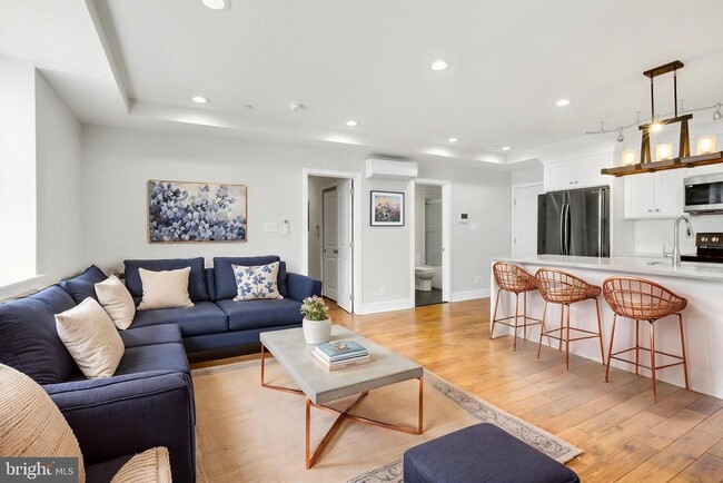 property at 1420 E Susquehanna Ave