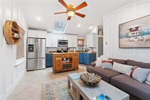 9707 Monmouth Ave in Margate City, NJ - Building Photo