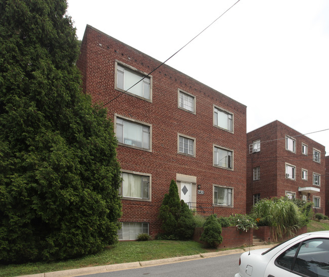 8805 Plymouth St in Silver Spring, MD - Building Photo - Building Photo