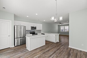 413 Sunfish LN in Sneads Ferry, NC - Building Photo - Building Photo