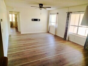 4956 Sable Pine Cir, Unit D-1 in West Palm Beach, FL - Foto de edificio - Building Photo