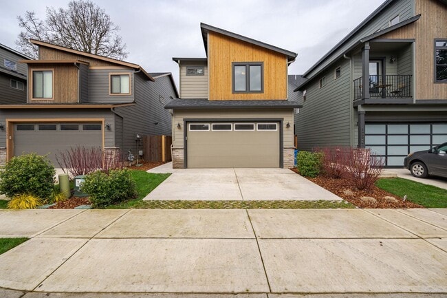 property at 15522 NE 107th St