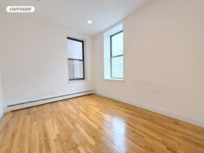 2245 7th Ave in New York, NY - Building Photo - Building Photo