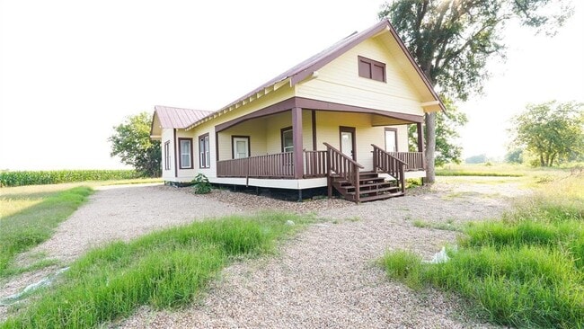 15501 FM1100 in Elgin, TX - Building Photo - Building Photo