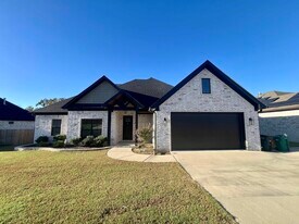 9741 Meadow Creek Dr in Sherwood, AR - Building Photo