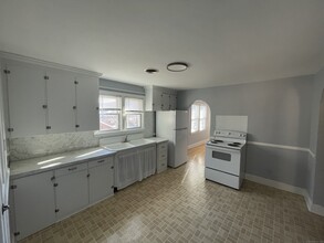 952 Migeon Ave in Torrington, CT - Building Photo - Building Photo