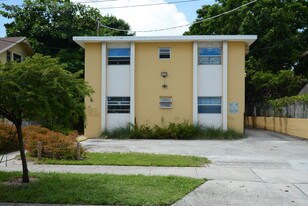 Miami River South Apartments