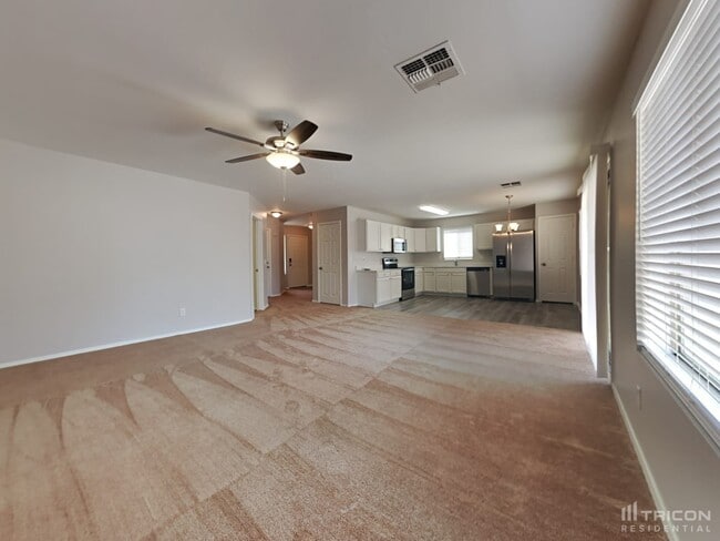 12927 W Port Royale Ln in El Mirage, AZ - Building Photo - Building Photo