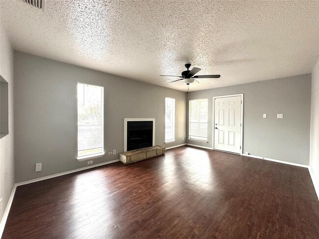 12401 Tree Line Dr in Austin, TX - Building Photo - Building Photo