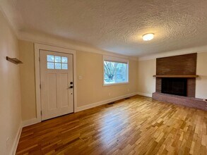 3402 Pear St SE in Olympia, WA - Building Photo - Building Photo