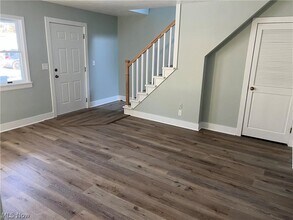 145 Beck Rd in Avon Lake, OH - Building Photo - Building Photo