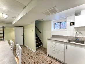 154 Delaware Ave in Toronto, ON - Building Photo - Building Photo