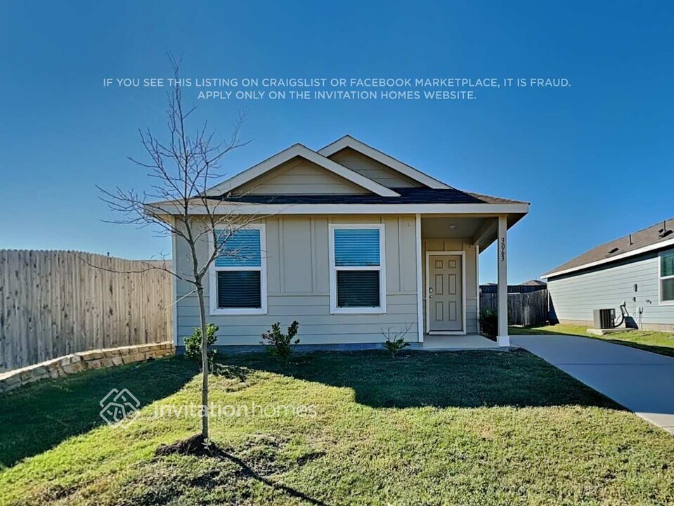 3063 Wallace Wls Ct in Crandall, TX - Foto de edificio