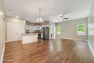 428 Ridgeway Dr in Sneads Ferry, NC - Building Photo - Building Photo
