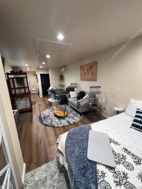 1625 E 10th St in Long Beach, CA - Building Photo