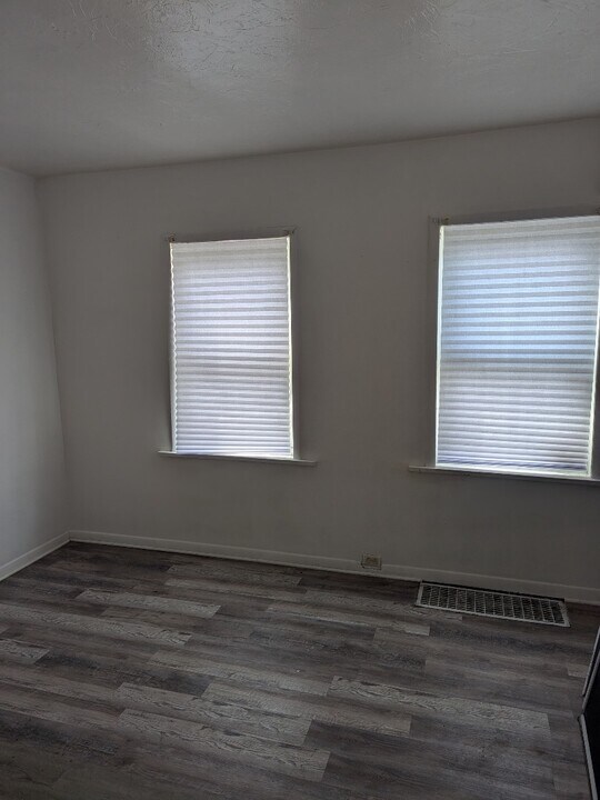 3063 W 48th St in Cleveland, OH - Building Photo