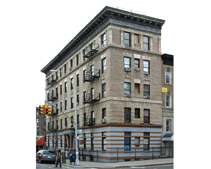 350 Audubon Ave in New York, NY - Foto de edificio