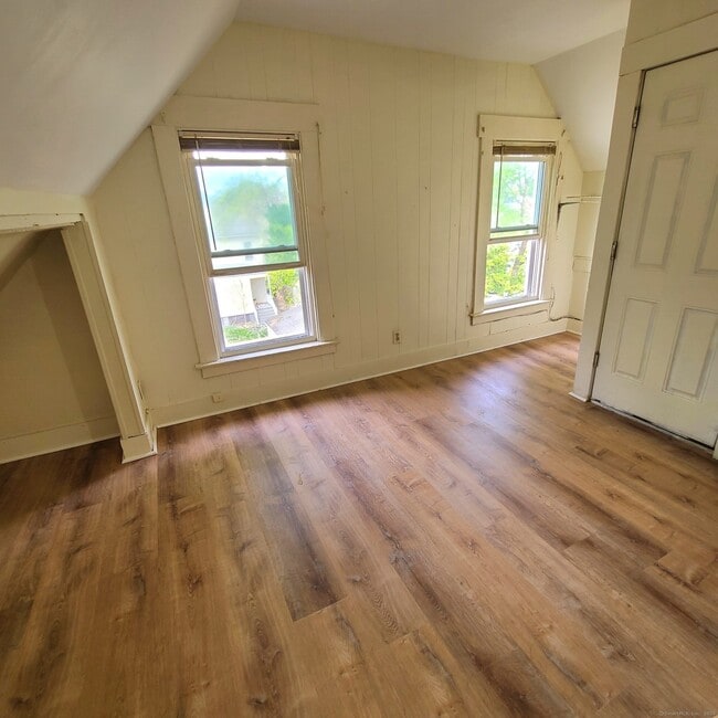 property at 1623 Chapel St
