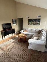 6009 Grosvenor Ln in Bethesda, MD - Building Photo - Building Photo