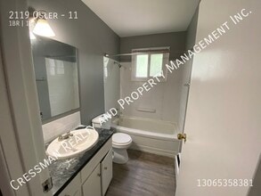 2119 Osler St in Regina, SK - Building Photo - Building Photo