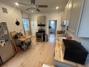 50 Dartmouth St in Somerville, MA - Building Photo - Building Photo