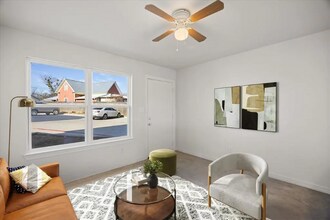 645 N McCart St in Stephenville, TX - Building Photo - Building Photo